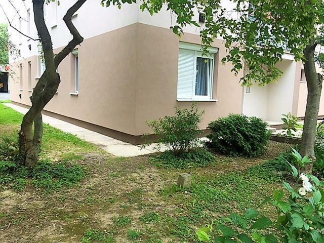 Miracle Apartman Sarvar Διαμέρισμα Εξωτερικό φωτογραφία