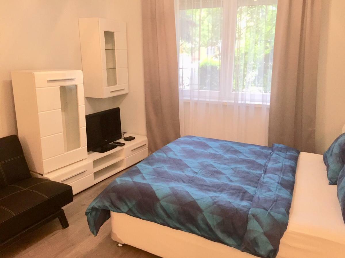 Miracle Apartman Sarvar Διαμέρισμα Εξωτερικό φωτογραφία